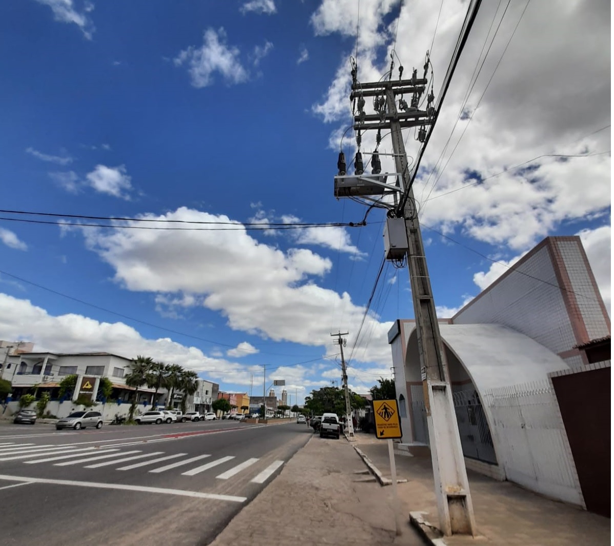 Pau_dos_Ferros_Telecomandado_Cosern.jpg